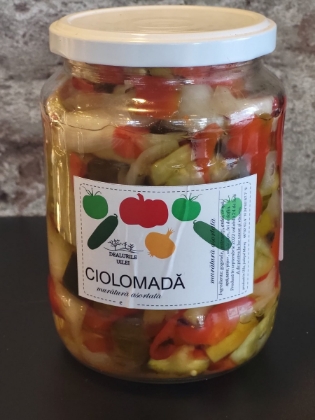Poza cu Salată de murături, Ciolomadă, Dealurile Uilei, 720 ml